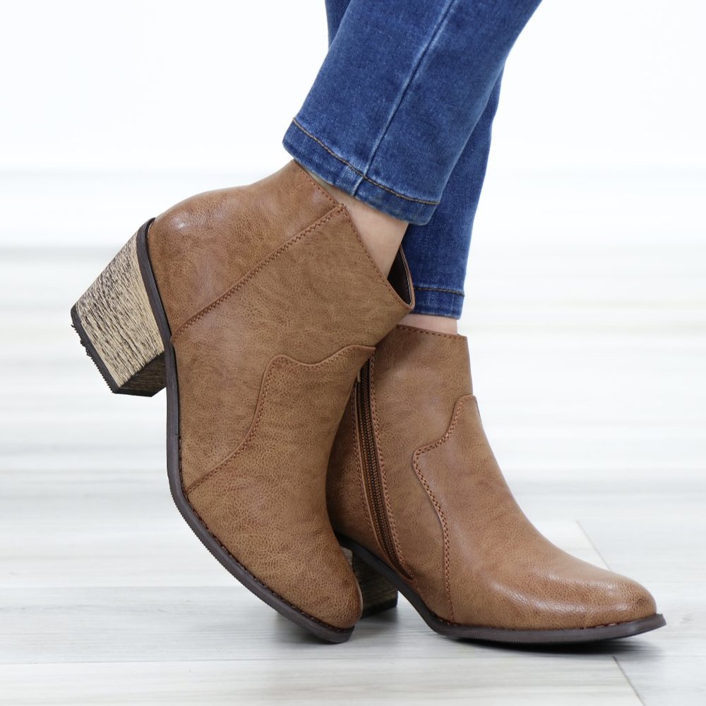 Cowgirl Ankle Booties Faux Leather - Picture 3 of 9